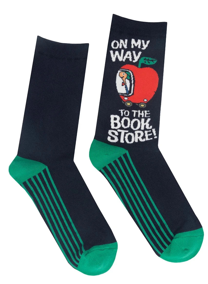 Socks - Richard Scarry: On My Way to the Bookstore