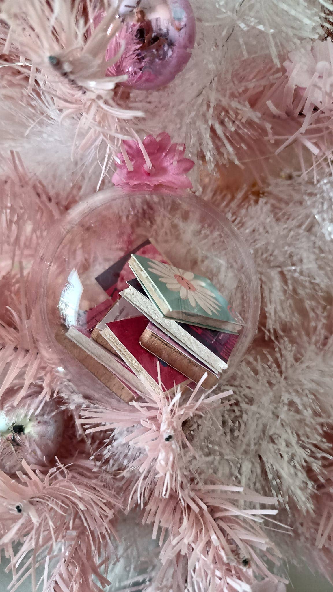 Ornament - Mini Books