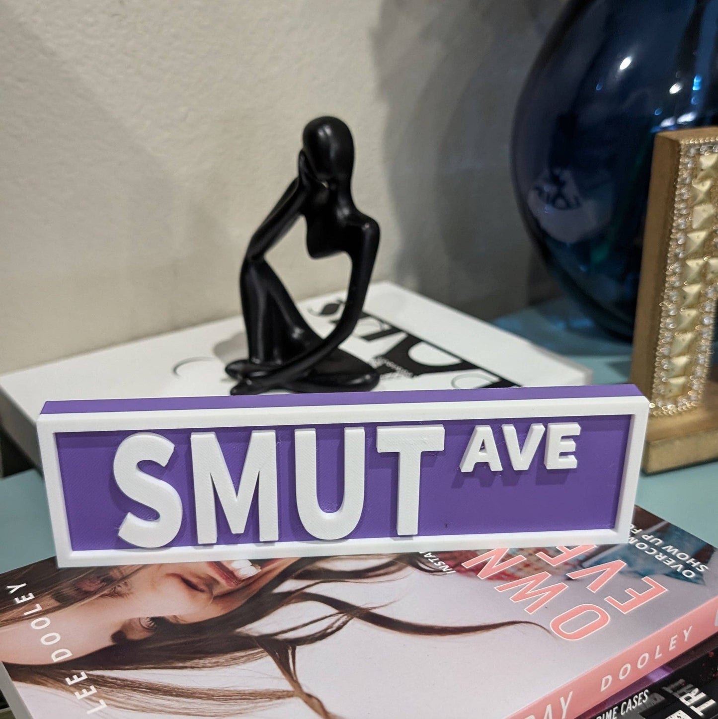 Bookshelf Sign - Smut Ave - Purple