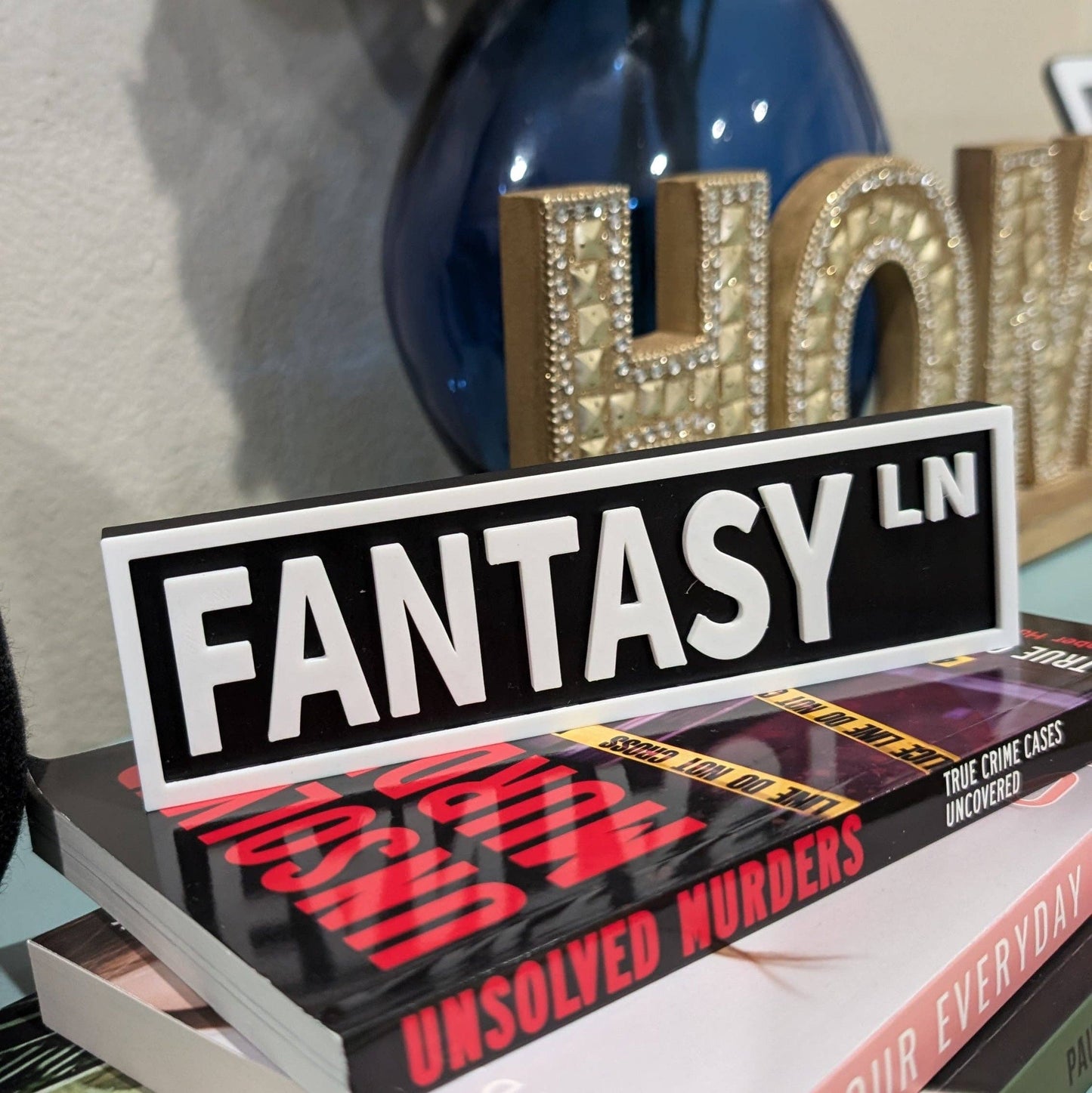 Bookshelf Sign - Fantasy Lane - Black
