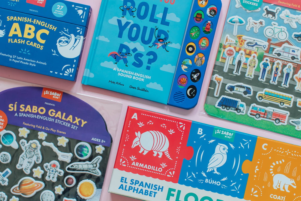 Sí Sabo Galaxy: A Space Bilingual Reusable Sticker Play Set