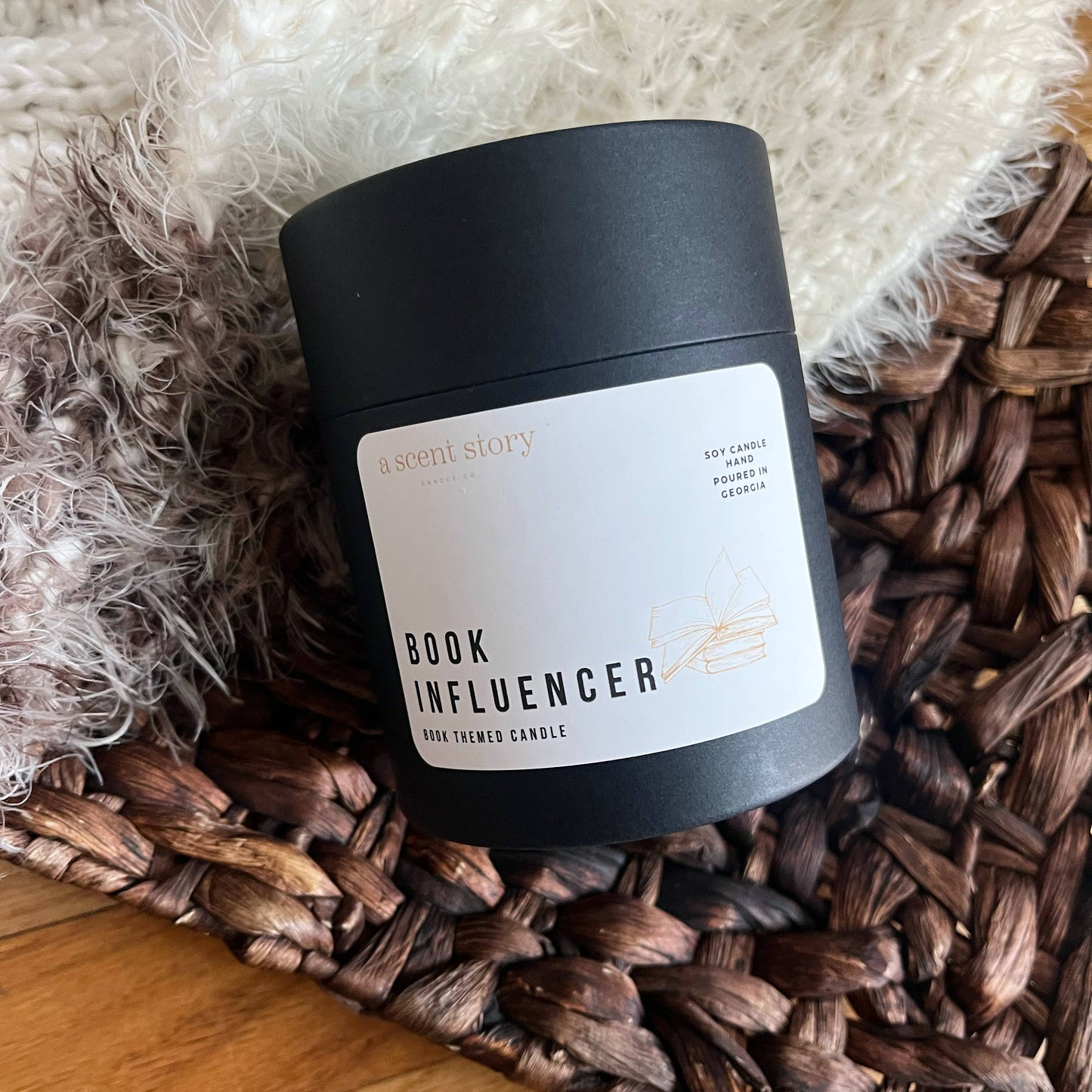 Candle - Book Influencer