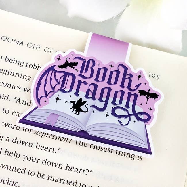 Magnetic Bookmark - Book Dragon