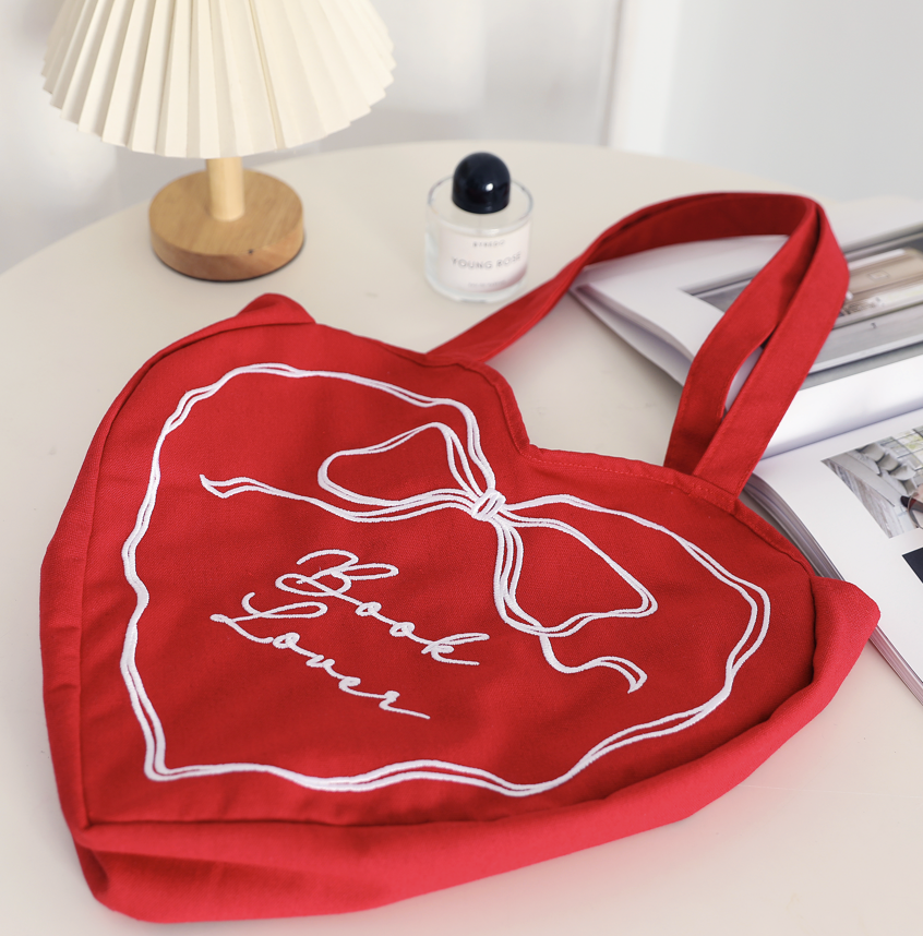 Book Lover Heart Tote Bag: Pink