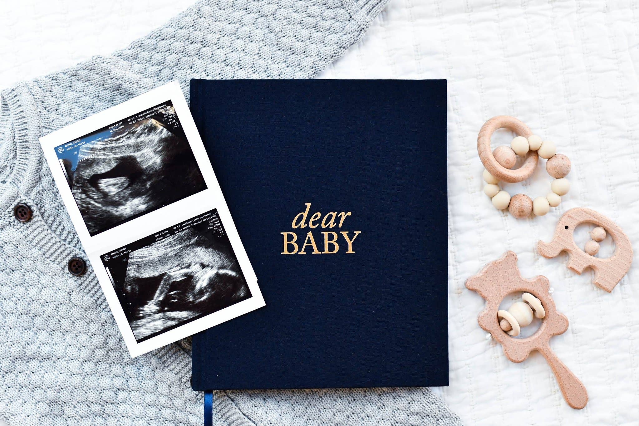 Dear Baby: A Pregnancy Prayer Journal & Memory Book for Moms: Gray