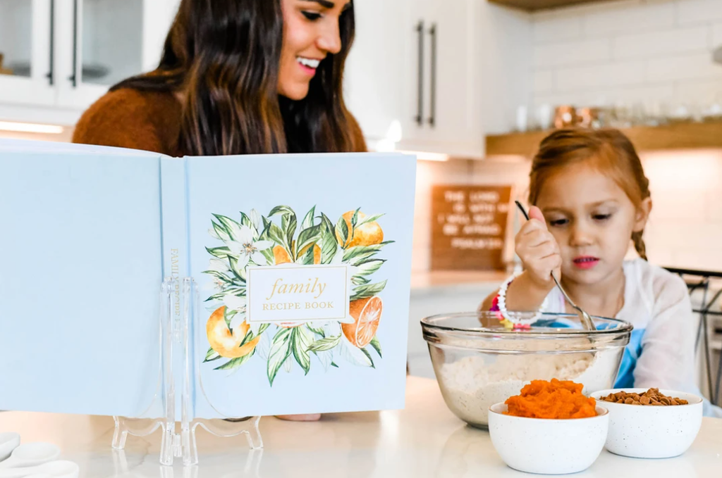 Family Recipe Book & Keepsake Journal | Christmas Gift